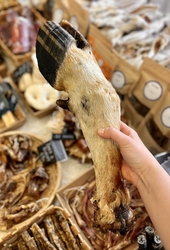 Hovězí noha se srstí cca 60cm