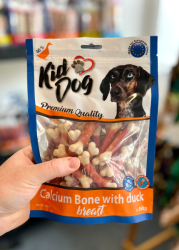 KIDDOG - Kachní prsa na kalciové kostičce 250g