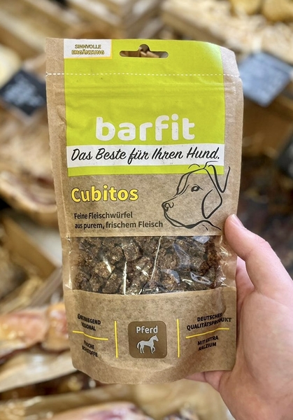Barfit Cubitos sušené kostky masa - Konina 200g